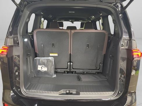 New 2025 Volkswagen ID. Buzz Pro S image 21