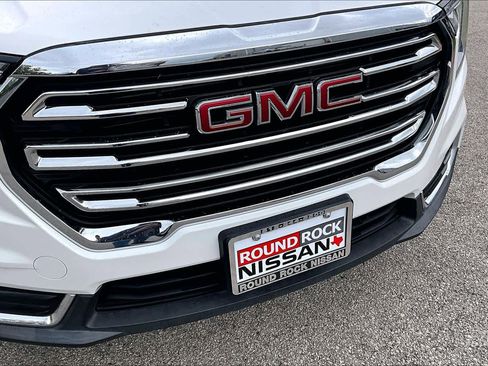 Used 2023 GMC Terrain SLT image 28