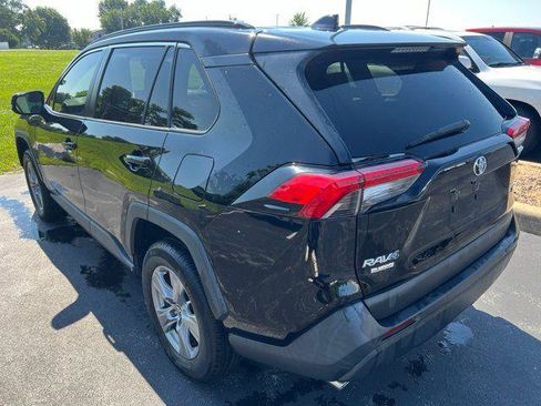 Certified 2022 Toyota RAV4 XLE FWD image 3