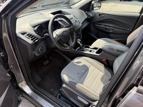 Used 2017 Ford Escape S FWD image 8