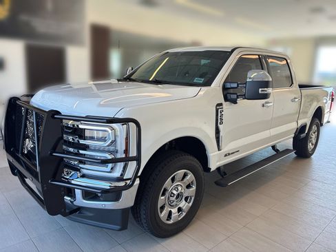 Certified 2025 Ford F250 King Ranch w/ Chrome Package AWD/4WD image 6