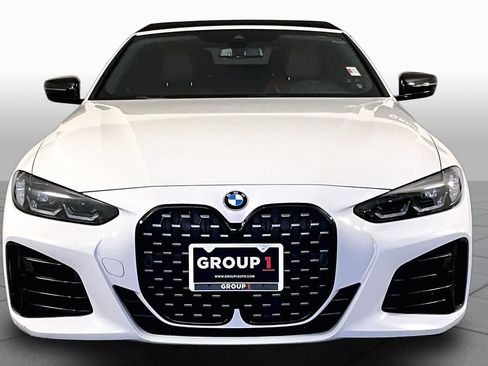 Used 2023 BMW M440i Convertible w/ Premium Package RWD image 4