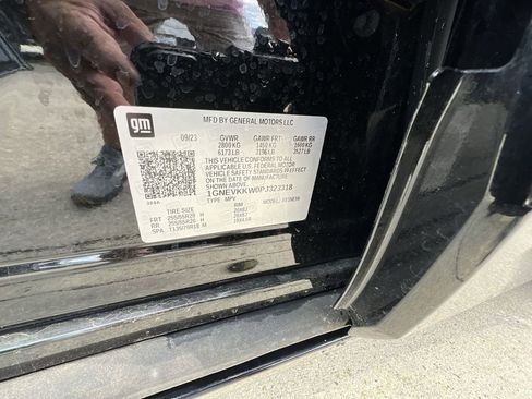 Certified 2023 Chevrolet Traverse Premier w/ LPO, Floor Liner Package image 36