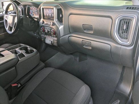 Used 2021 Chevrolet Silverado 1500 LT RWD image 22
