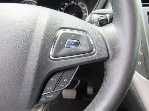 Used 2015 Lincoln MKC FWD image 21
