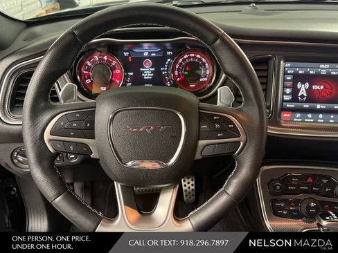 Used 2018 Dodge Challenger SRT Hellcat RWD image 22