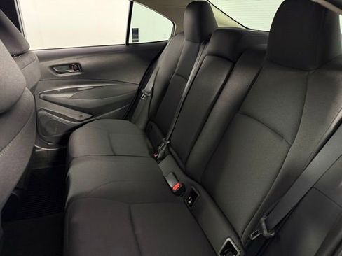 Used 2023 Toyota Corolla LE FWD image 39