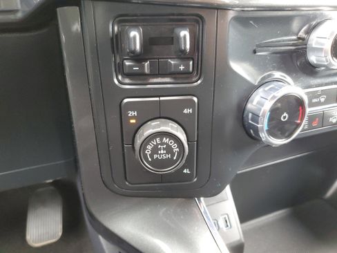 Certified 2022 Ford F150 XLT w/ Equipment Group 302A High image 34