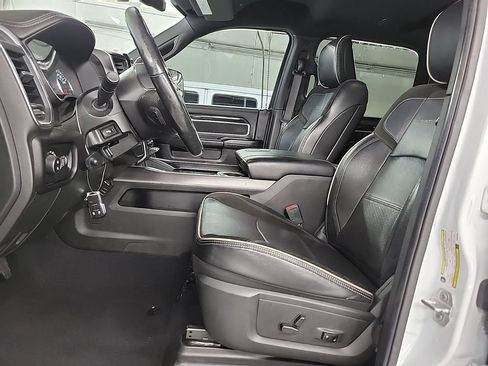 Used 2022 RAM 2500 Laramie AWD/4WD image 5
