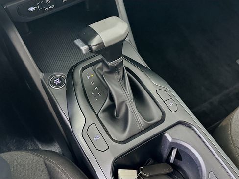 Used 2025 Kia K4 LXS image 25