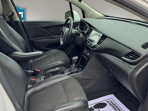 Used 2018 Buick Encore Preferred FWD image 16