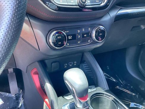 Used 2023 Chevrolet TrailBlazer RS w/ Convenience Package AWD/4WD image 60