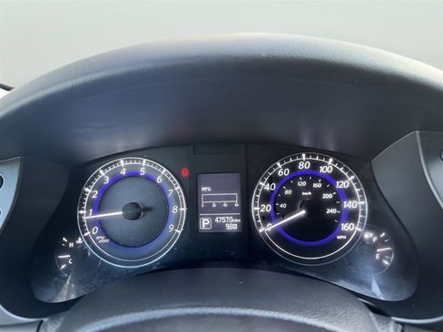 Used 2017 INFINITI QX50 AWD w/ Premium Plus Package image 22