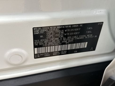 Used 2024 Toyota RAV4 LE AWD/4WD image 36
