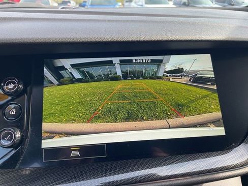 Used 2023 Buick Envision Essence FWD image 22
