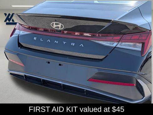 Used 2026 Hyundai Elantra SEL Sport Premium FWD image 8
