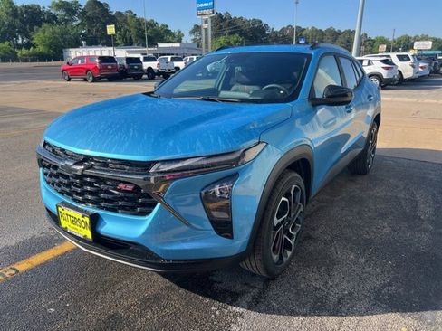 New 2026 Chevrolet Trax RS FWD image 7