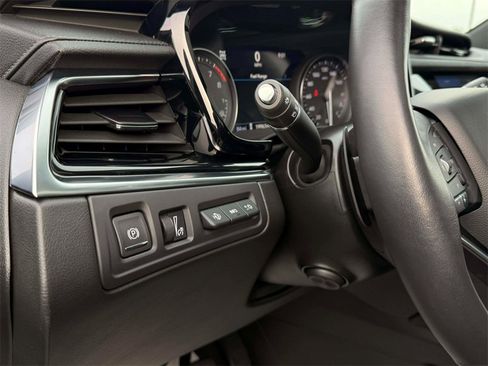 Used 2024 Cadillac XT6 Premium Luxury w/ Technology Package image 15