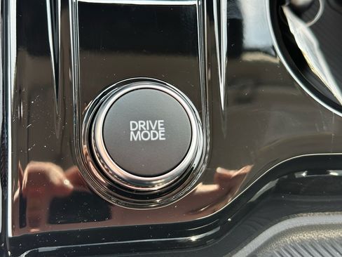 New 2026 Ford Explorer Platinum w/ LUX Leather Package AWD/4WD image 25