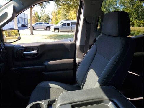 Used 2022 Chevrolet Silverado 1500 Custom w/ Safety Confidence Package image 30