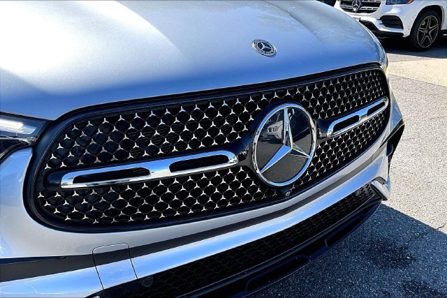 Certified 2025 Mercedes-Benz GLC 350e 4MATIC image 27