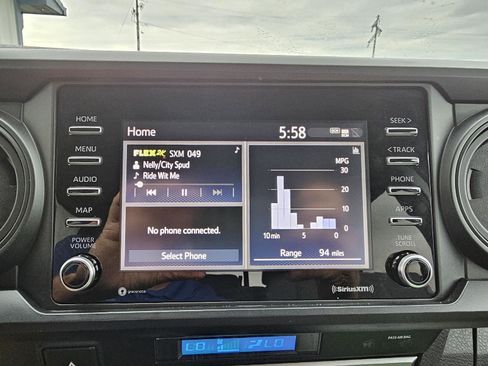 Used 2022 Toyota Tacoma SR image 14