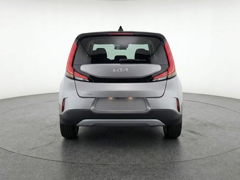 Used 2025 Kia Soul FWD image 7