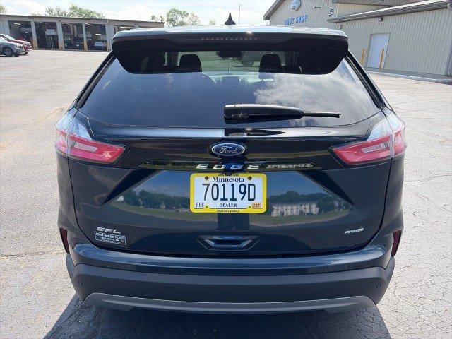 Used 2024 Ford Edge SEL w/ Convenience Package AWD/4WD image 4