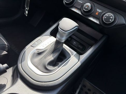 Used 2023 Kia Forte LXS w/ LXS Technology Package FWD image 19