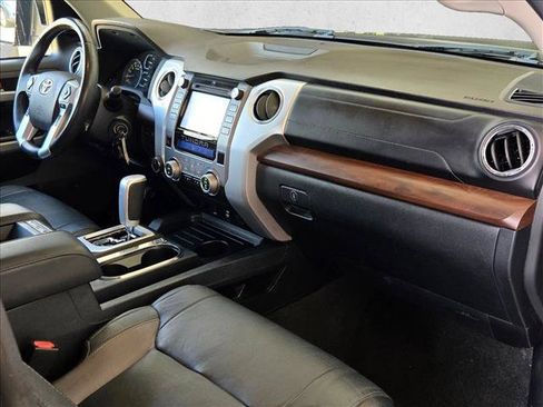 Used 2019 Toyota Tundra Limited w/ Limited Premium Package AWD/4WD image 22