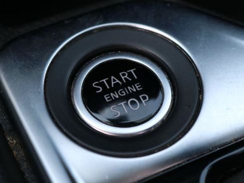 Used 2020 Nissan Sentra SR FWD image 12