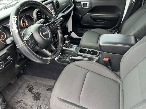 Used 2023 Jeep Wrangler Sport image 25