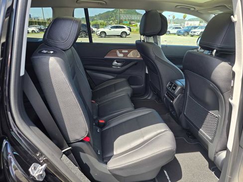 New 2026 Mercedes-Benz GLS 450 4MATIC image 13