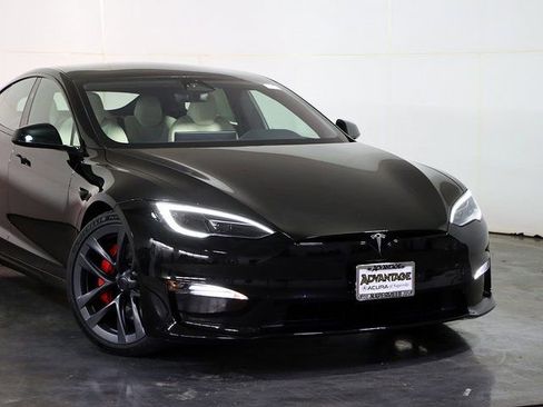 Used 2023 Tesla Model S Plaid image 6
