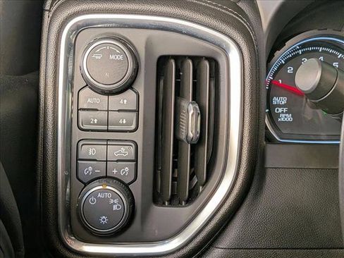 Used 2021 Chevrolet Silverado 1500 RST AWD/4WD image 16