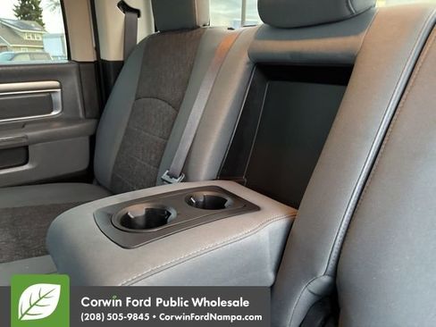 Used 2018 RAM 3500 Big Horn image 31