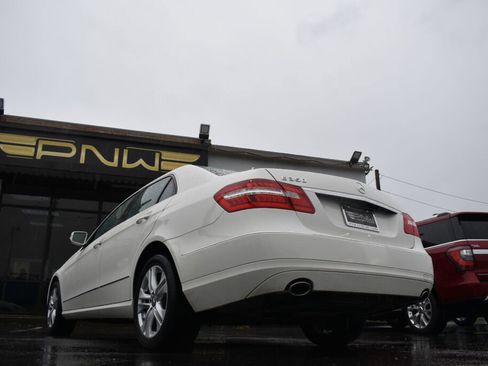 Used 2011 Mercedes-Benz E 350 Sedan image 7