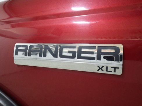 Used 2010 Ford Ranger XLT image 19