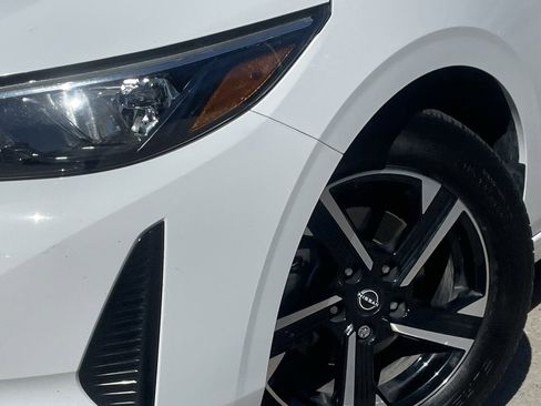 Used 2024 Nissan Sentra SV w/ All-Weather Package image 9