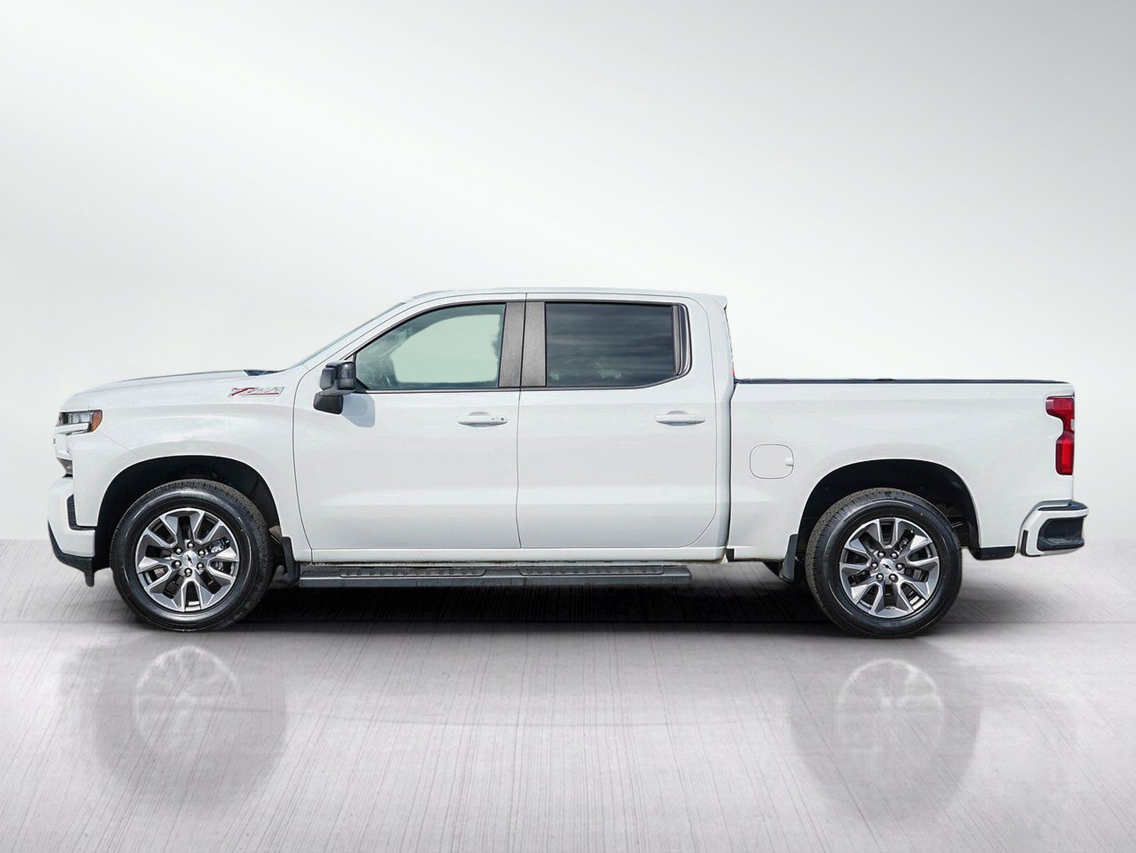 Used 2022 Chevrolet Silverado 1500 RST w/ True North Edition Plus AWD/4WD image 2