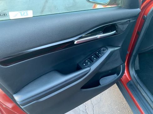 Used 2021 Kia Seltos S AWD/4WD image 15