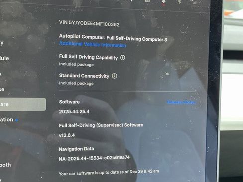 Used 2021 Tesla Model Y Long Range image 4