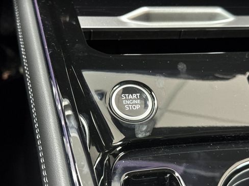 New 2026 Audi Q3 quattro 2.0T AWD/4WD image 22