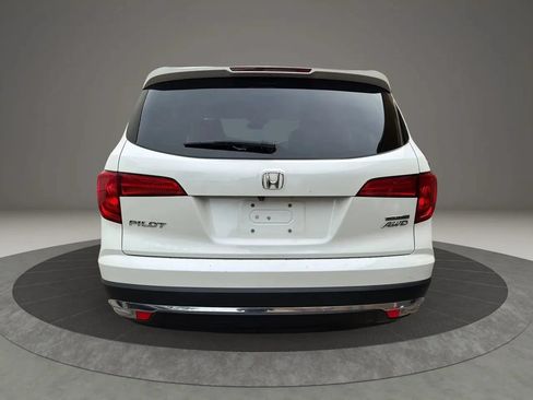Used 2017 Honda Pilot Touring image 6