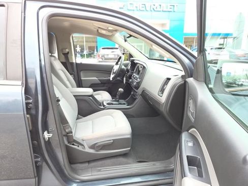 Used 2019 Chevrolet Colorado W/T w/ WT Convenience Package image 45