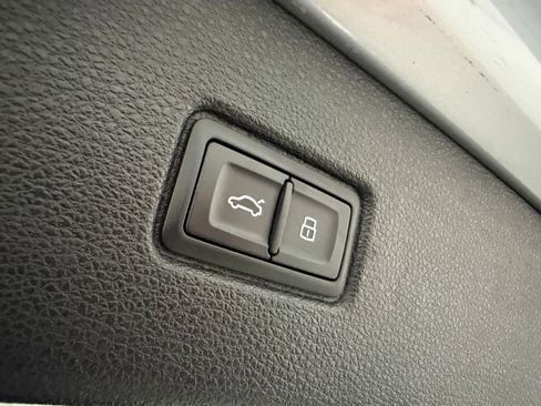 Used 2019 Audi Q7 3.0T Premium Plus image 38