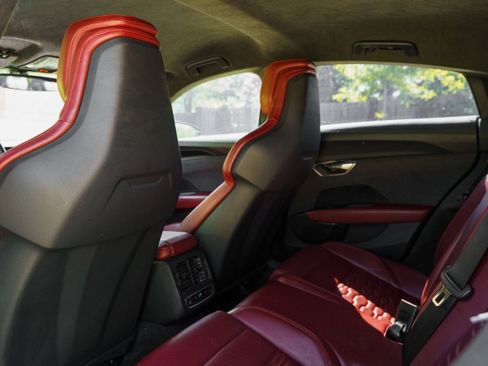 Certified 2023 Audi RS e-tron GT w/ Carbon Performance Package AWD/4WD image 26