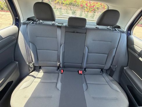 Used 2017 Volkswagen e-Golf SE FWD image 30