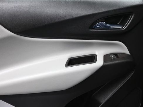 Used 2020 Chevrolet Equinox LS FWD image 9