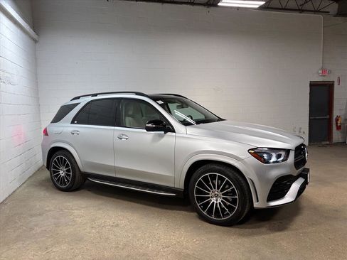 Used 2020 Mercedes-Benz GLE 350 4MATIC image 5